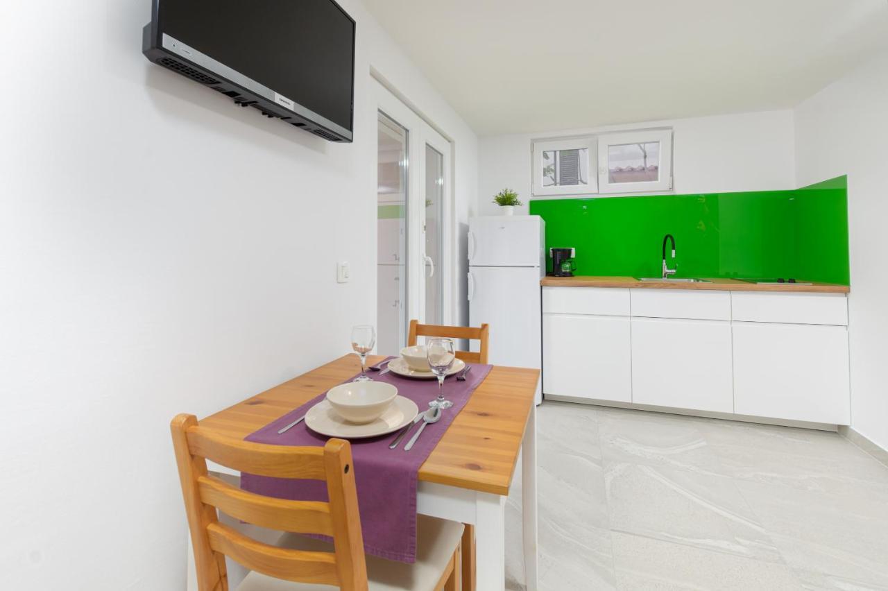 Studio Apartment Mali Медулин Екстериор снимка