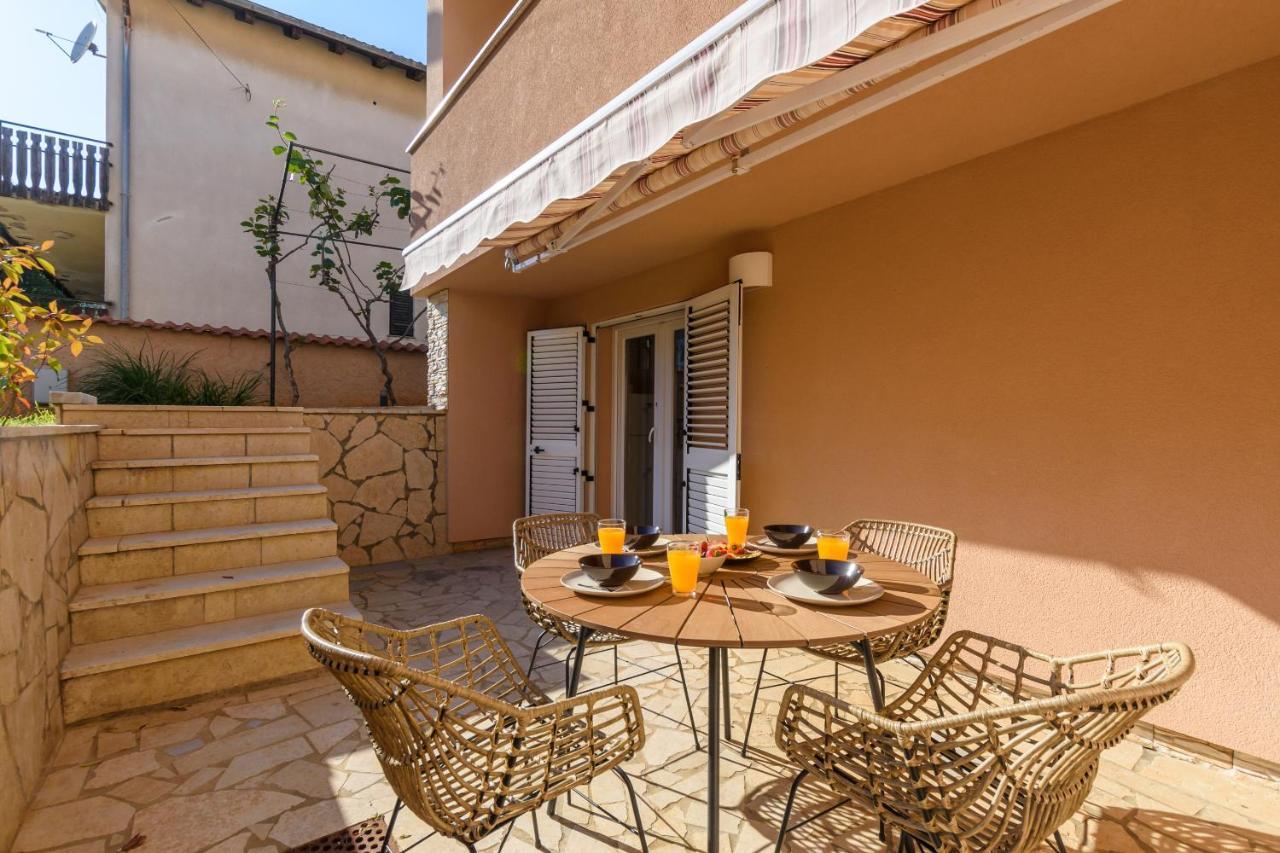 Studio Apartment Mali Медулин Екстериор снимка