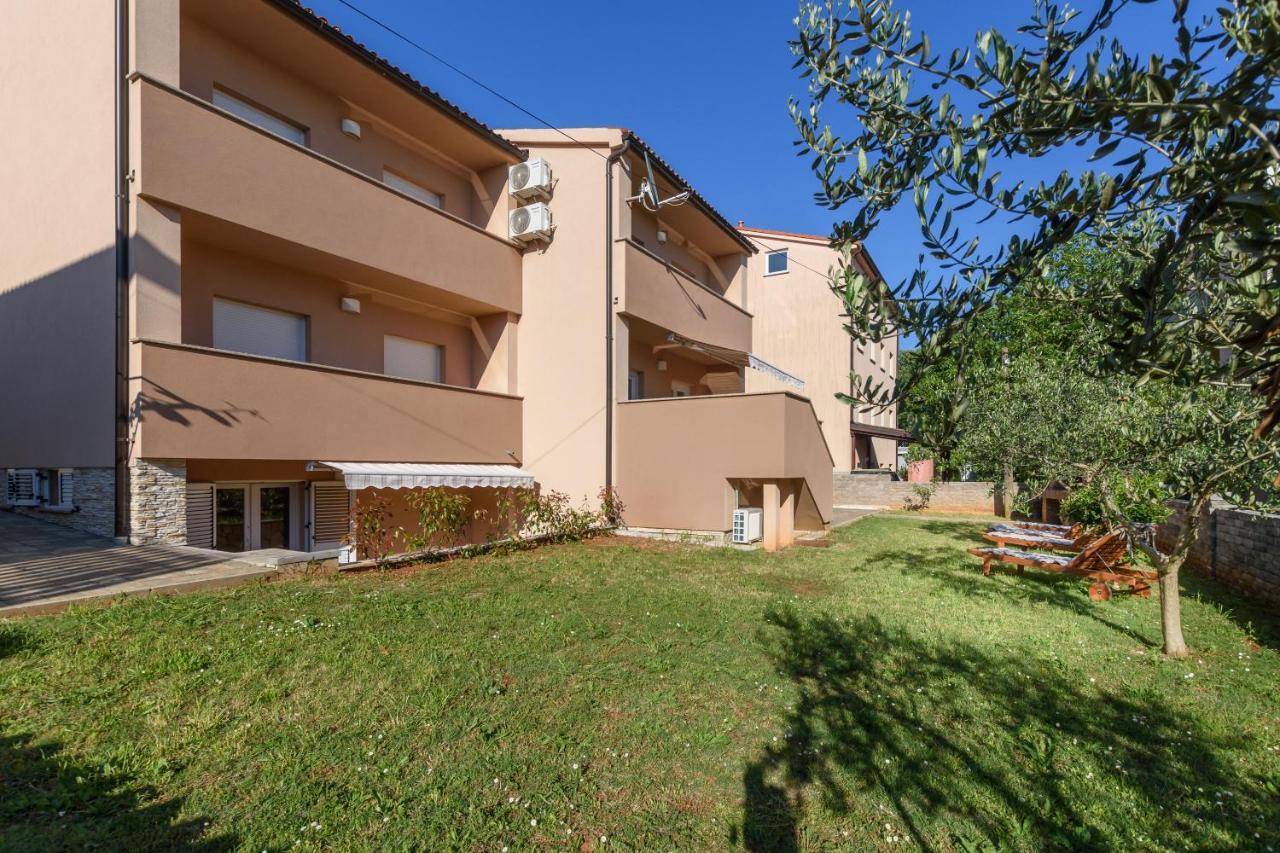 Studio Apartment Mali Медулин Екстериор снимка